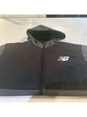 New Balance Hooded jacket - men’s medium